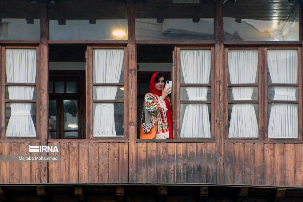 تصاویری از نوروزگردی گردشگران در عروس ایران