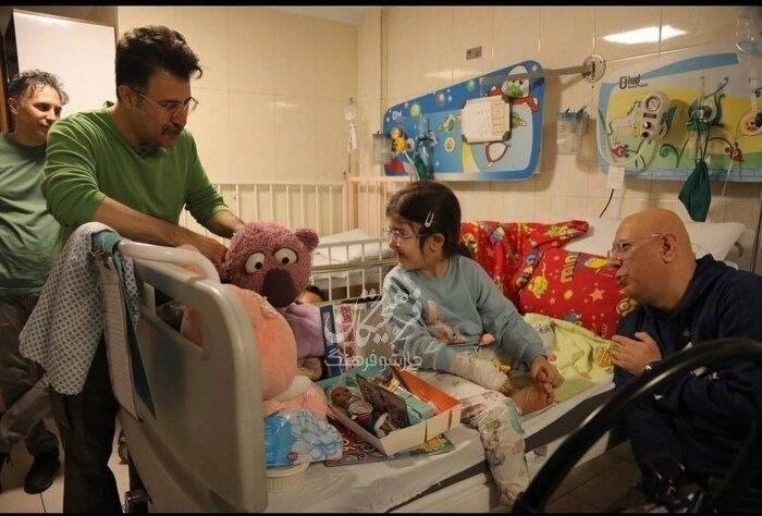 هومن حاجی عبدالهی و جناب خان (3)