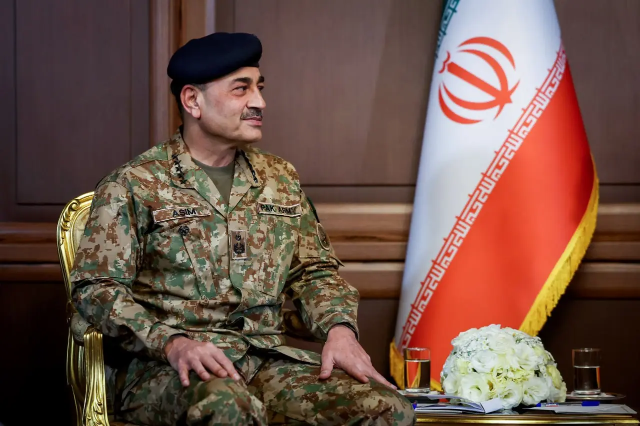 عاصم منیر