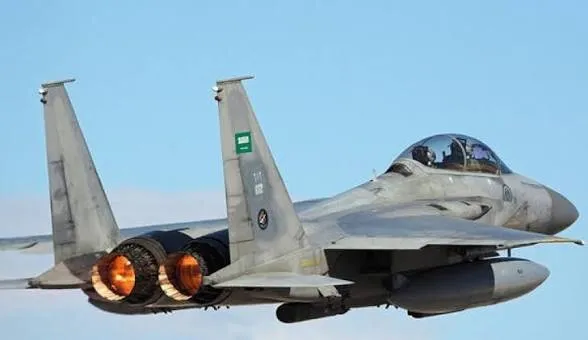 اف15