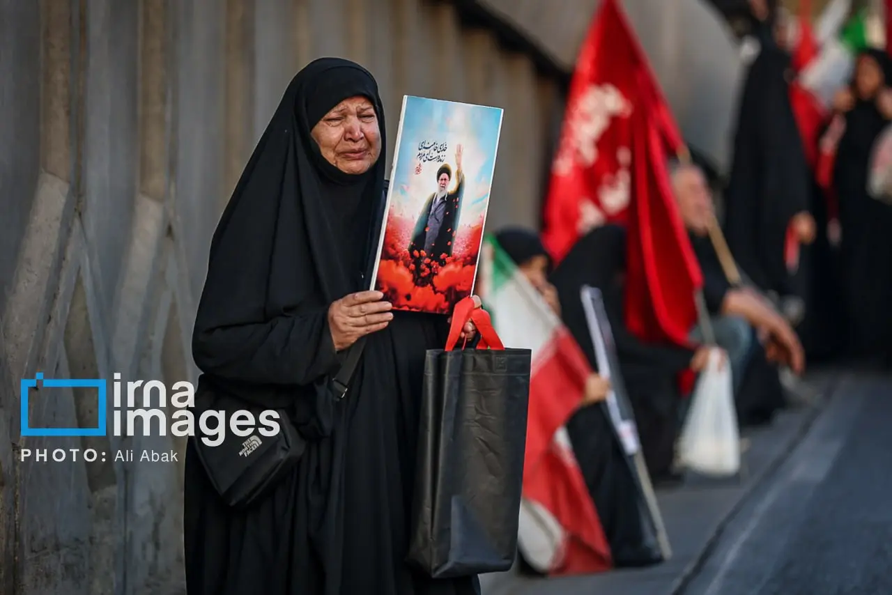 تشییع رهبر انقلاب