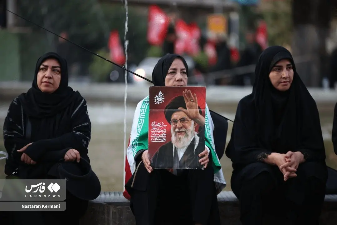 تشییع رهبر انقلاب