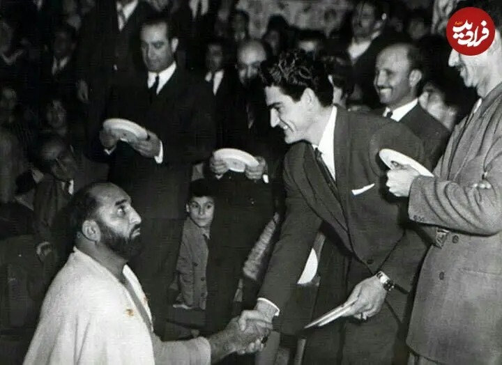 ویگن و شعبان بی مخ