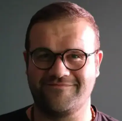 محسن صالحی خواه