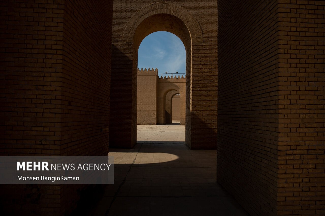 باغ گل معلق بابل ۹