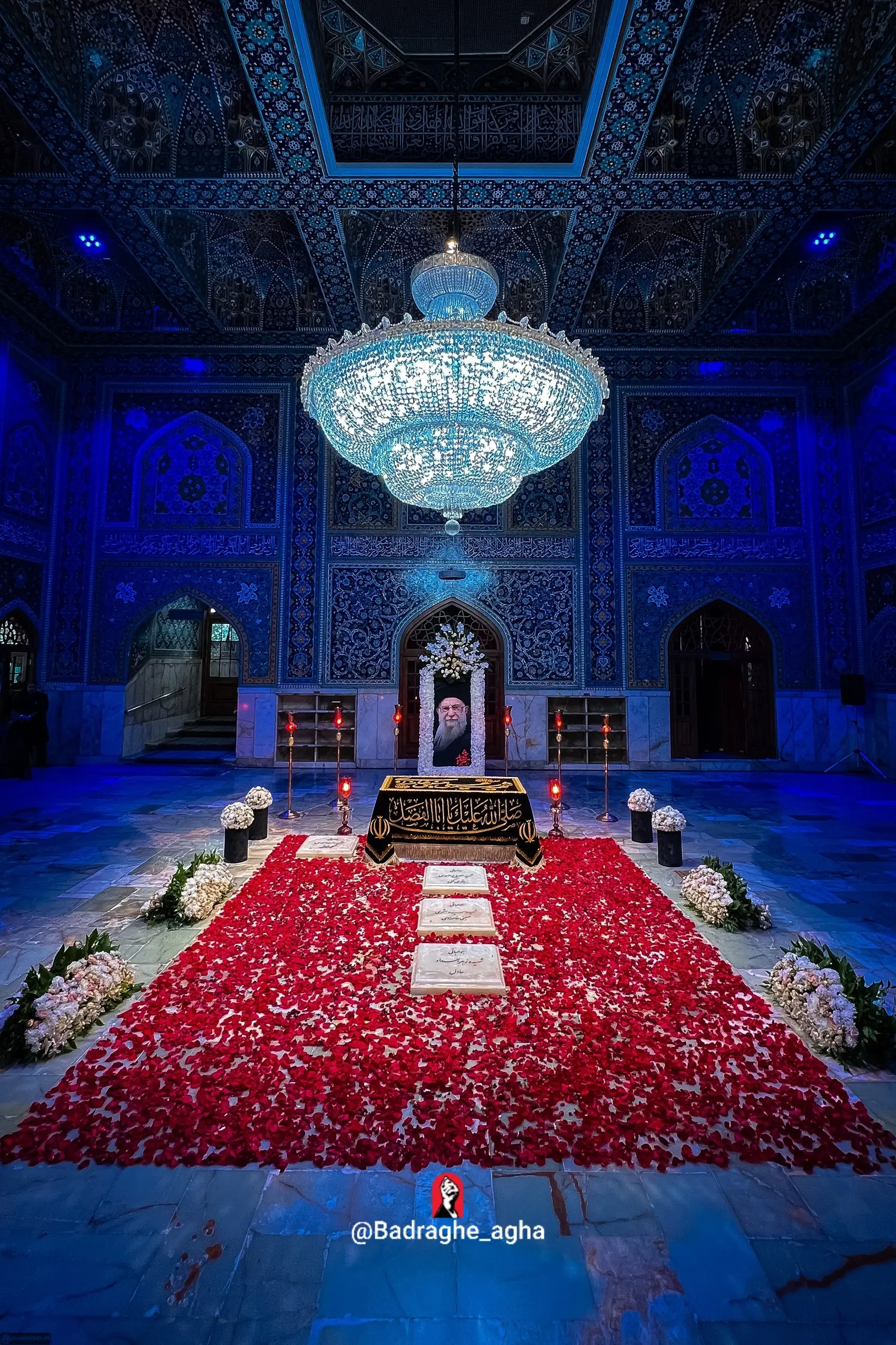 رهبر شهید