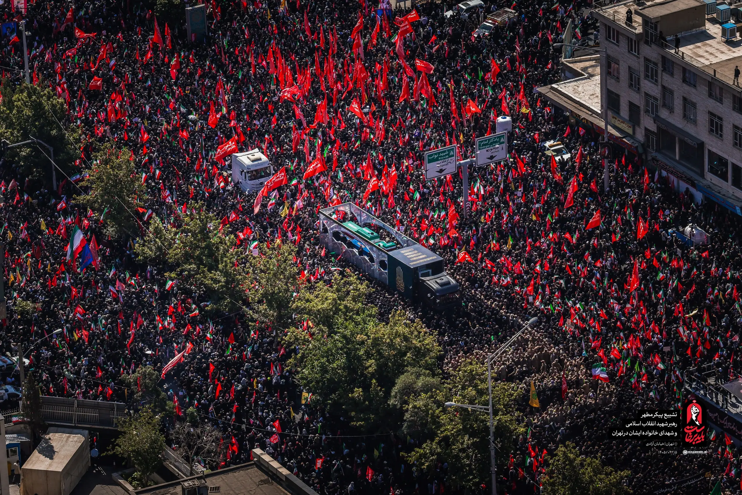 تشییع رهبر انقلاب