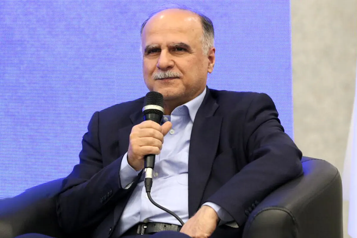 انتقاد قائم‌مقام ارشد ایران‌خودرو از برخورد دوگانه شورای رقابت در موضوع انحصار