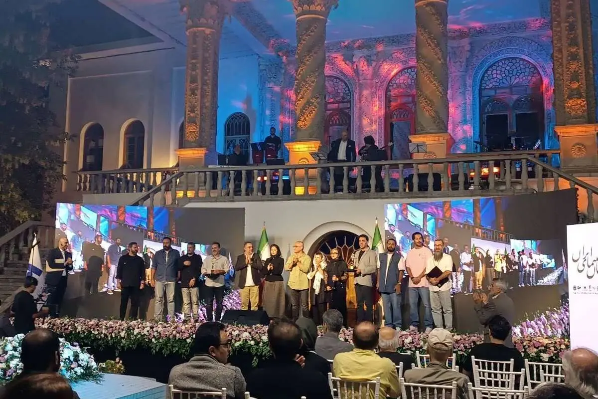 هنرمندان سینما در نهمین جشن عکاسان سینما؛ از رویا جاویدنیا تا پرویز پرستویی