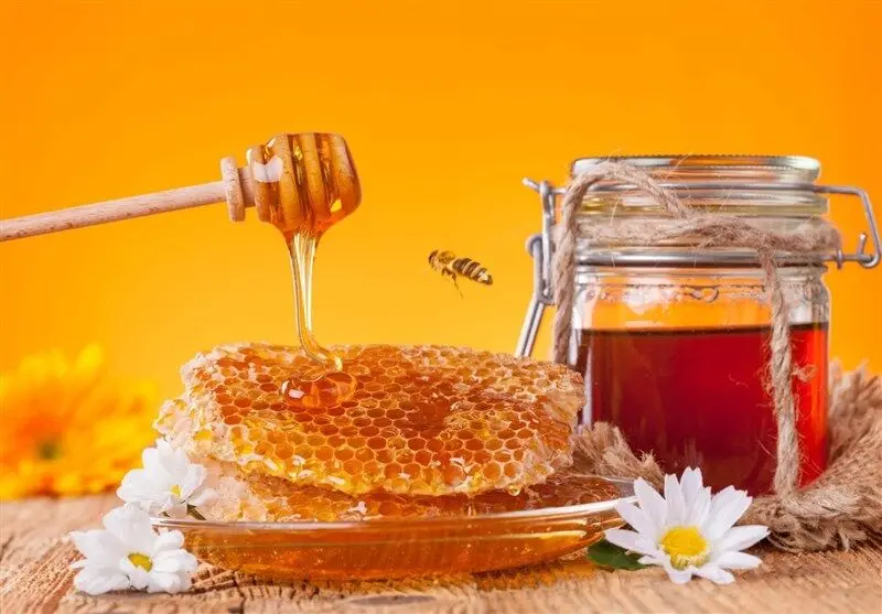 عسل طبیعی چه رنگی است؟