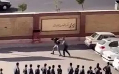 پس‌ِپشت ضرب و شتم یک دانش‌آموز در پرند
