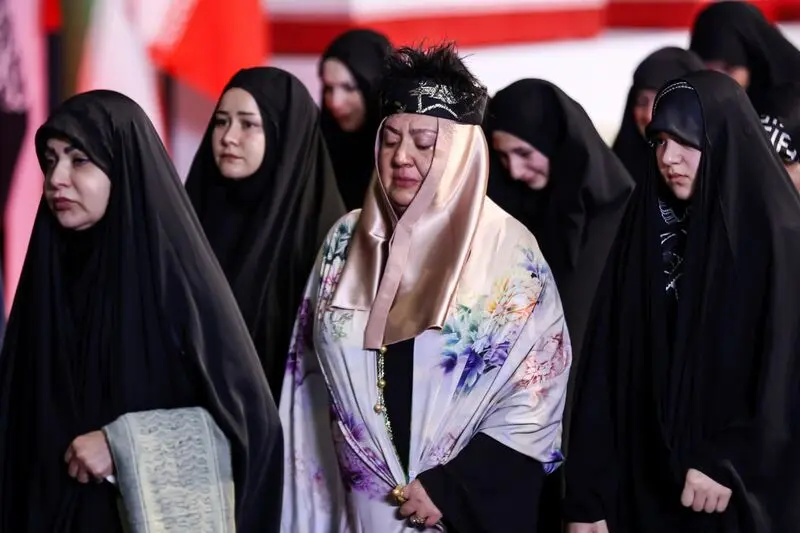 وداع با رهبر شهید
