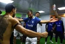 جشن صعود در رختکن؛ بازیکنان ملوان با رقص شادی کردند