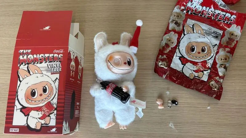 Fake Labubu doll (2)