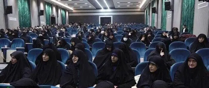 اولین دوره تربیت مربی عفاف و حجاب در قم 

