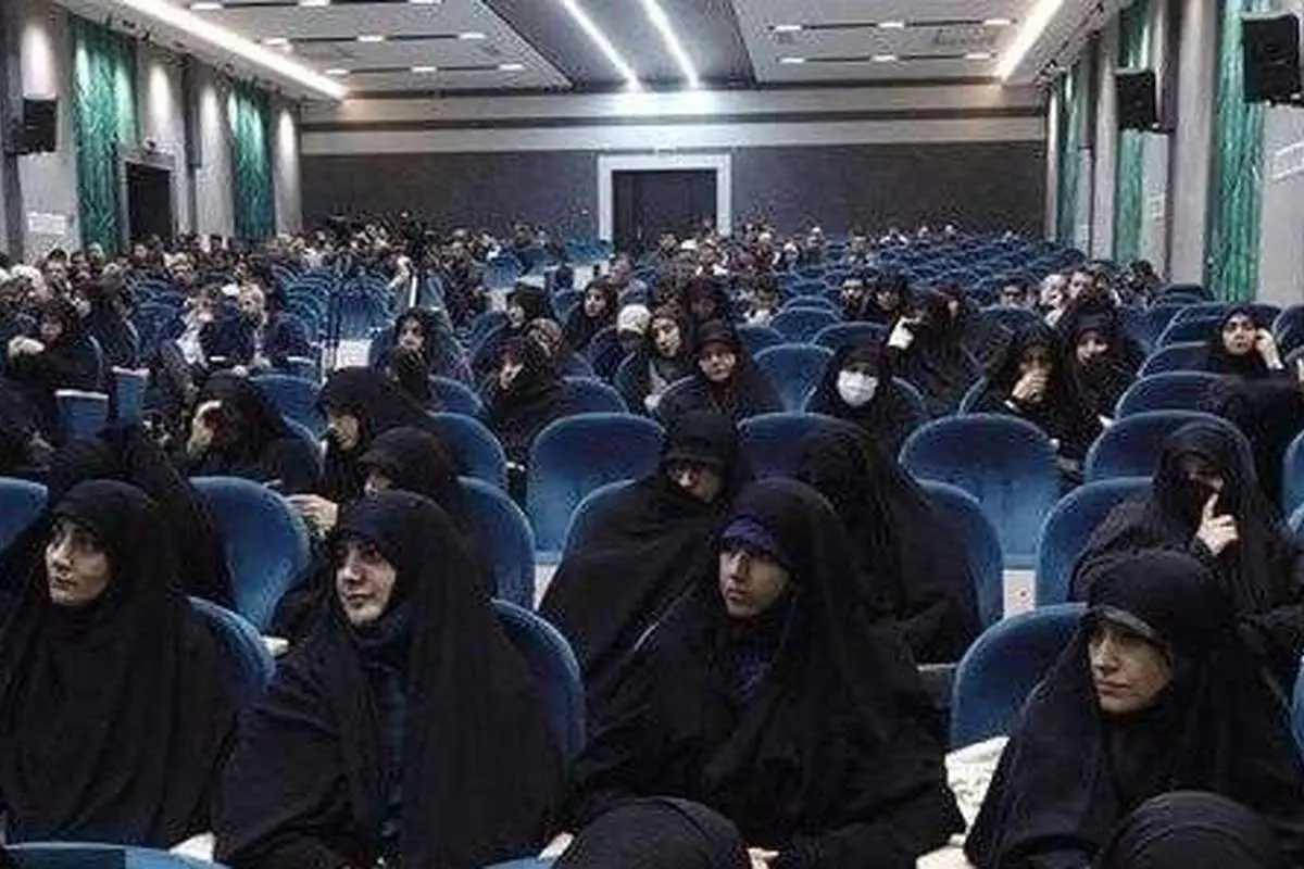 اولین دوره تربیت مربی عفاف و حجاب در قم 
