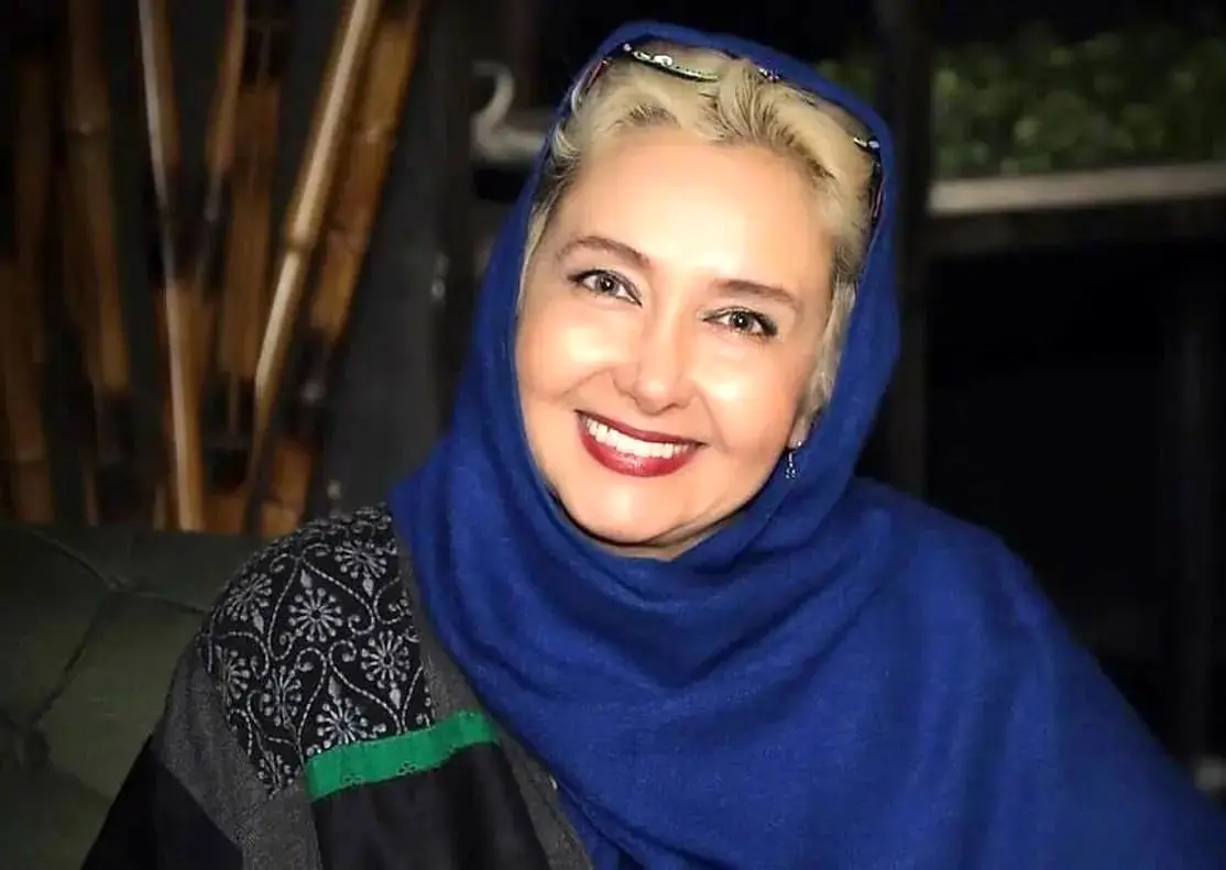 «کتایون ریاحی» در دهمین فیلم سینمایی اش؛ سال 1374 