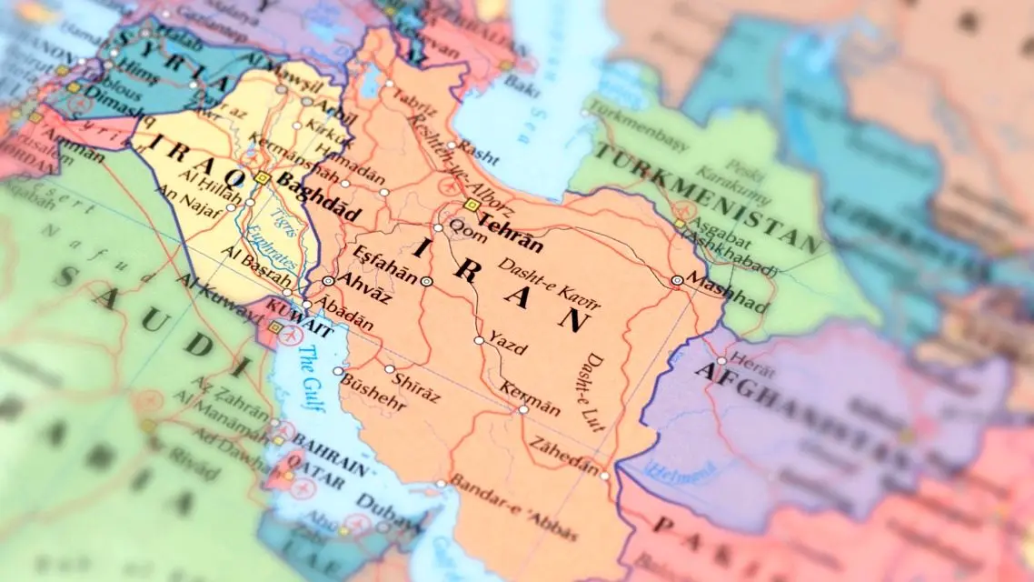 ۱۲ پرسش سخت درباره آینده ایران 