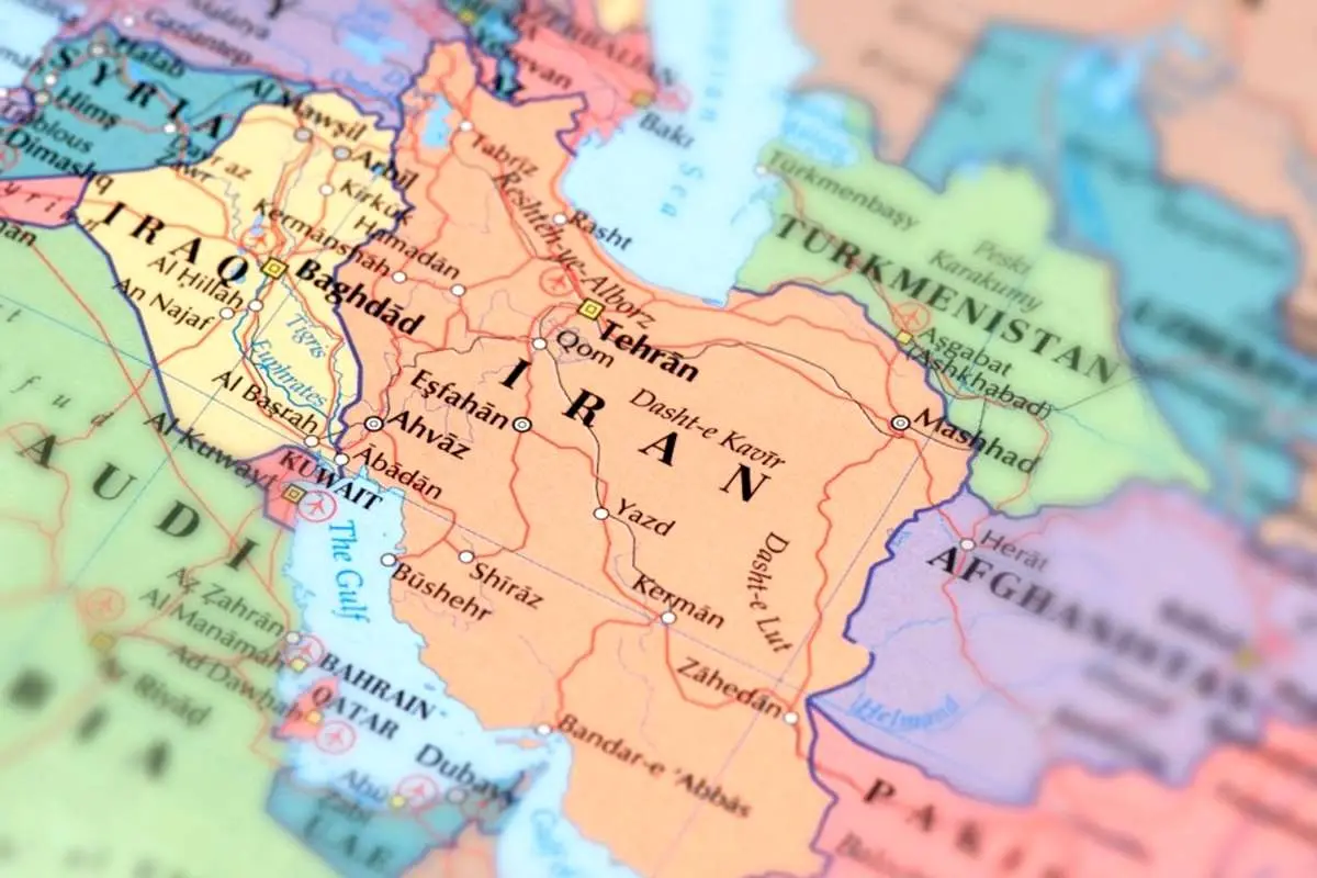 ۱۲ پرسش سخت درباره آینده ایران 