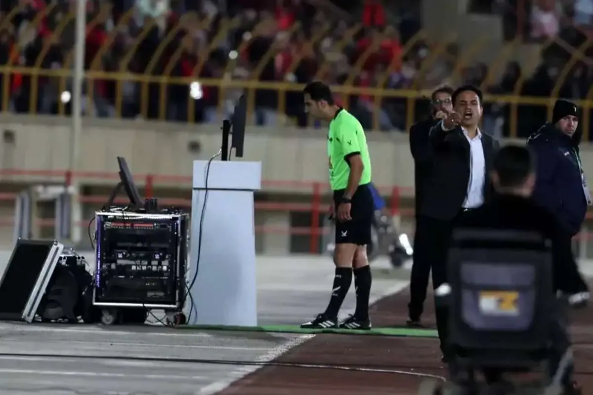 کارشناسی داوری صحنه‌های مشکوک شمس آذر مقابل پرسپولیس