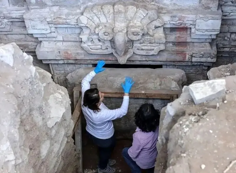  مقبرۀ جغدنشان