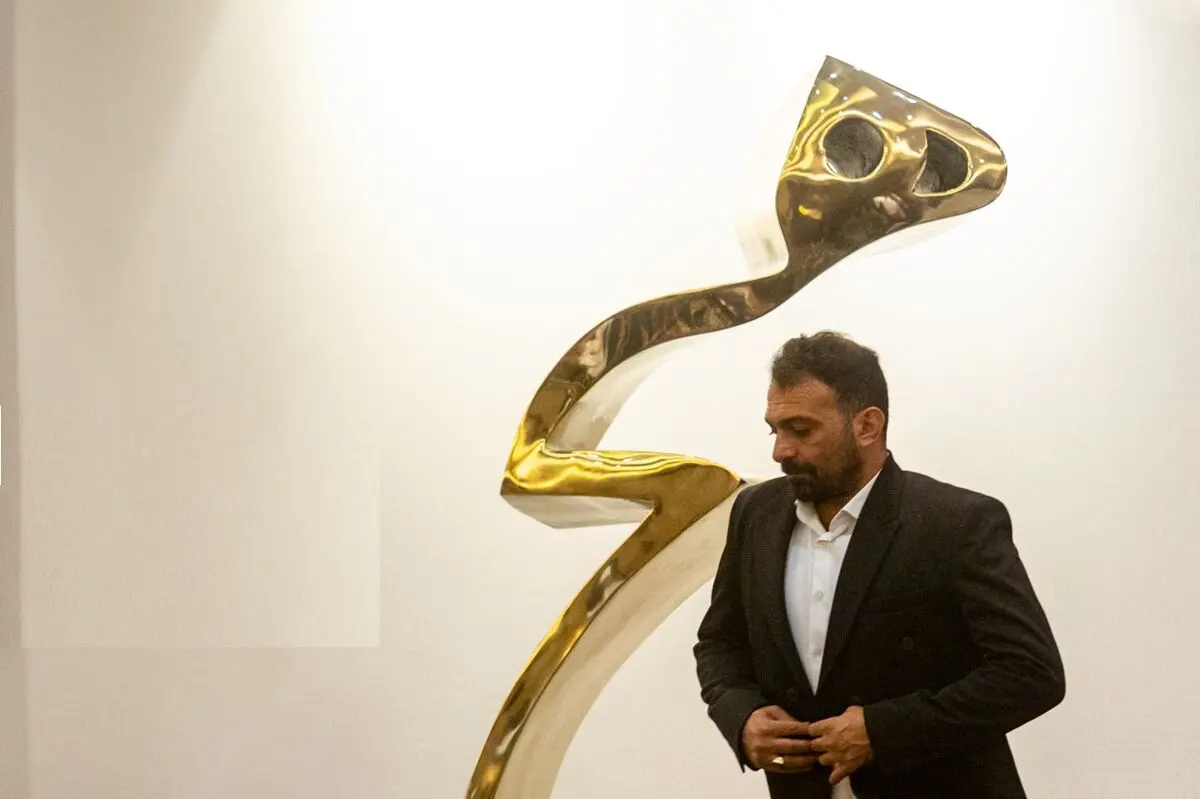 تصاویر؛ پرواز ۲۸۰ میلیاردی «هیچ» تناولی؛ شب داغ چکش‌ها