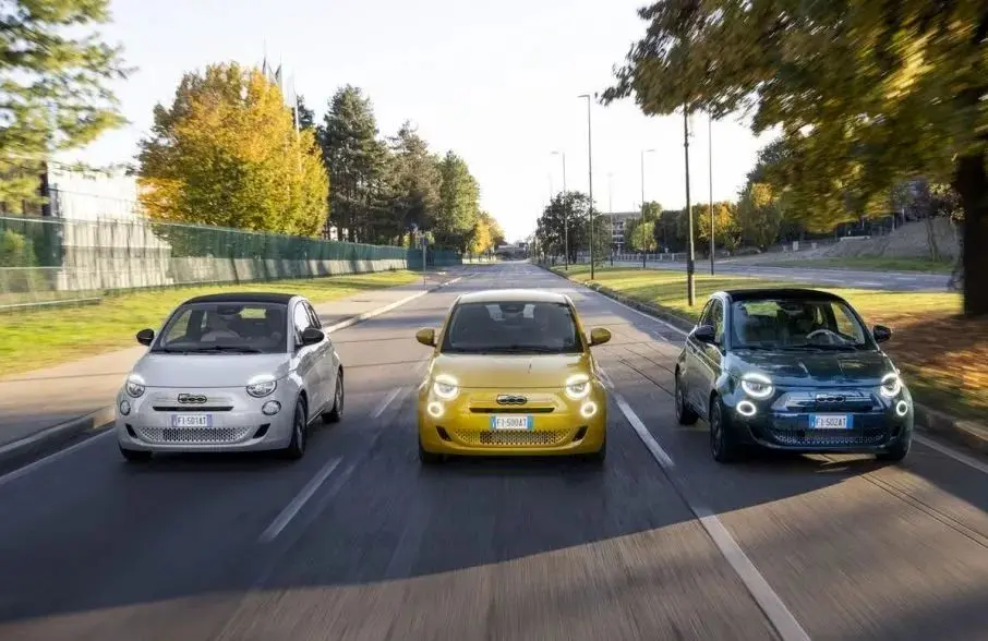 بازگشت فیات ۵۰۰ با قلب هیبریدی و طراحی نوین