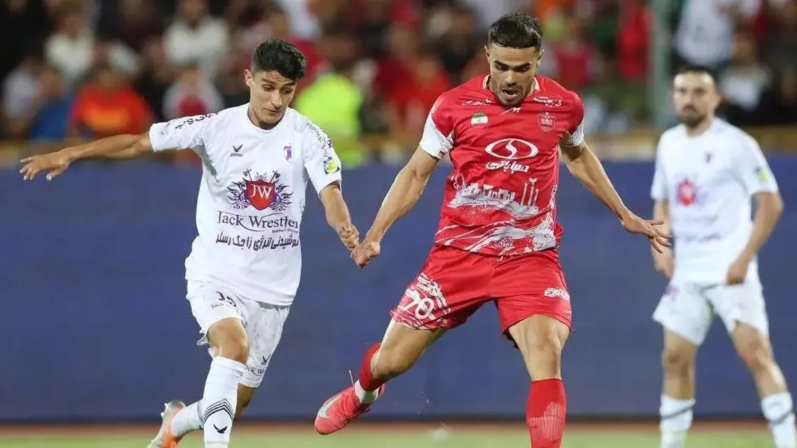 مورد عجیب اوستون اورونوف و پرسپولیس؛ ای کاش فسخ کند!