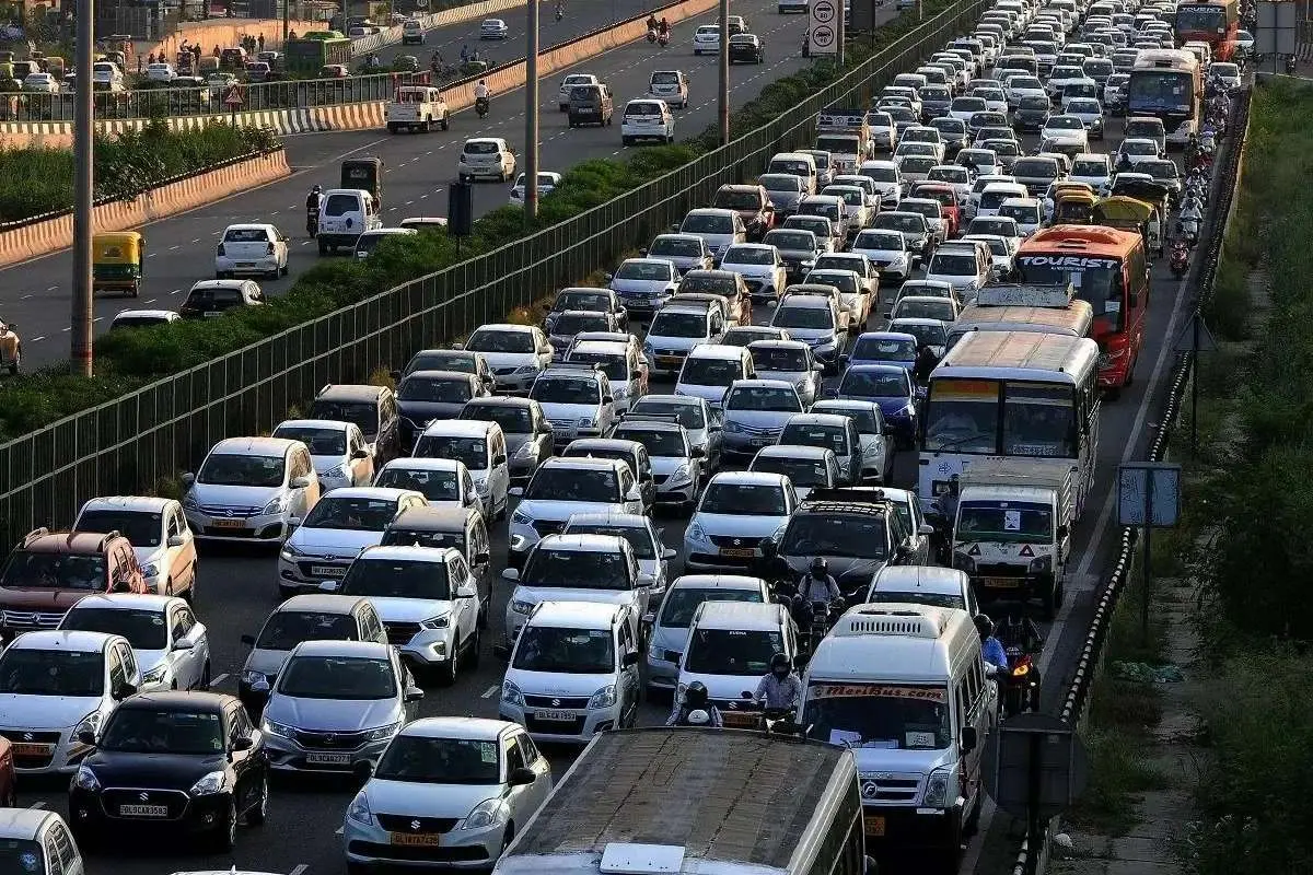 ترافیک سنگین در جادههای چالوس، هراز و فیروزکوه