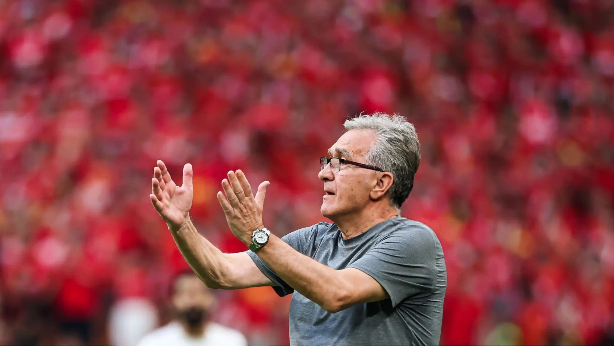 جدایی احتمالی اسماعیل کارتال از پرسپولیس؛ مربی جدید را بشناسید

