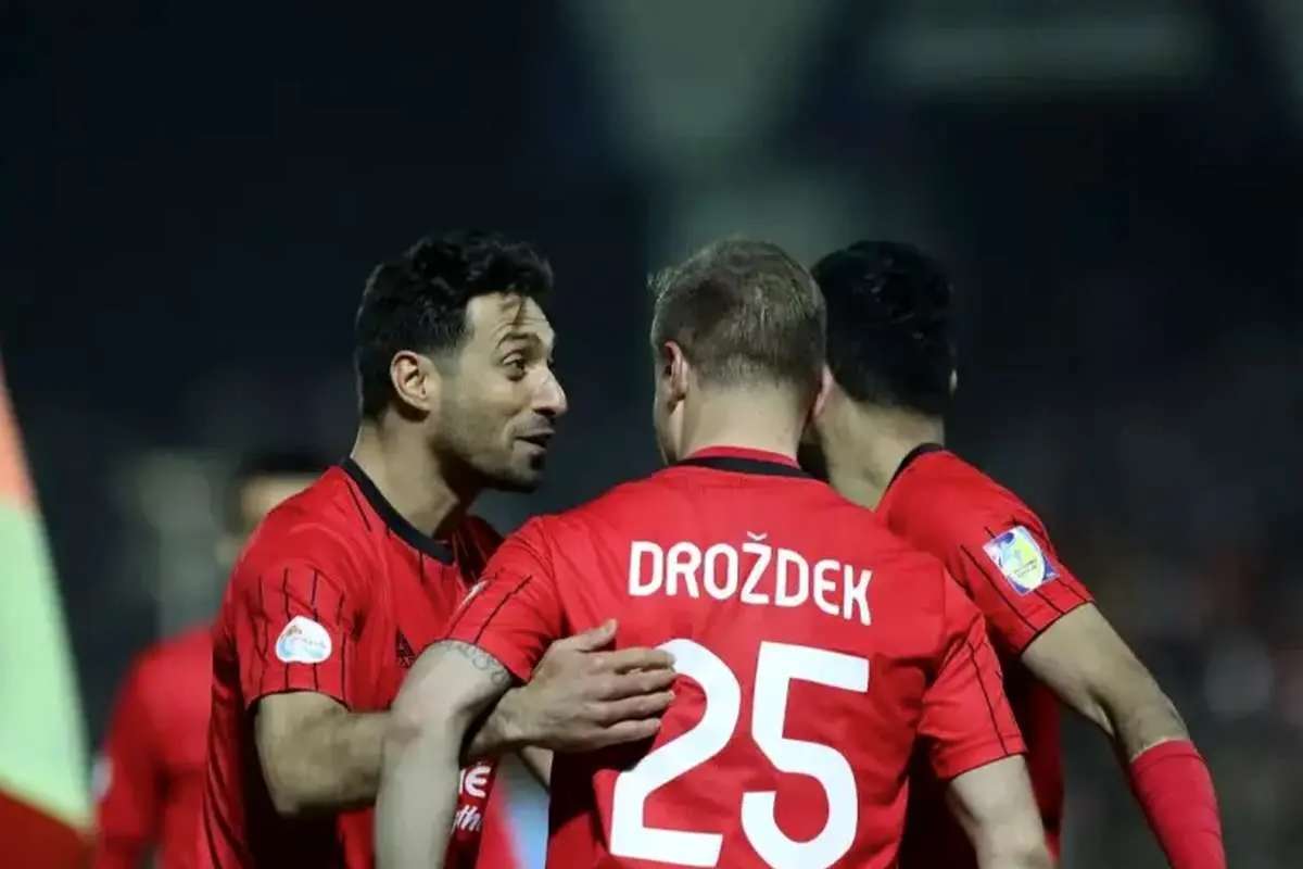 استقلال - تراکتور؛ حمله به جایگاه پرسپولیس