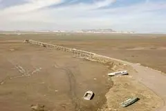 در آمریکا وزارت آب نداریم، مردم در مدیریت آب دخالت دارند