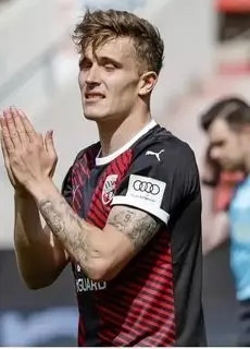 بازتاب حضور برادرزاده آناهیتا درگاهی در تیم ملی ایران