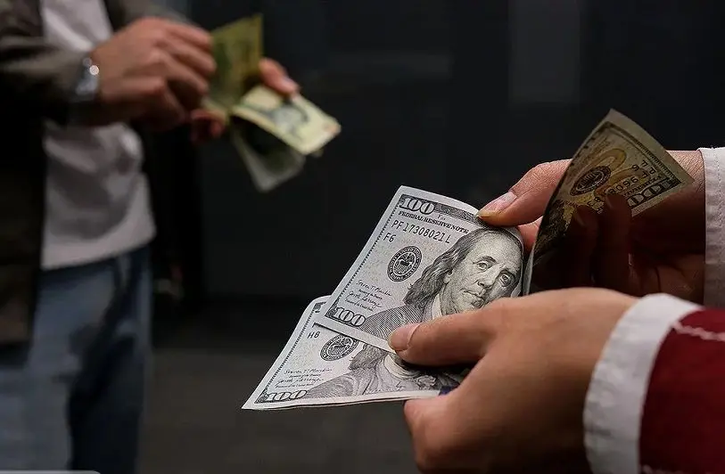 قیمت دلار امروز شنبه 8 آذر 1404