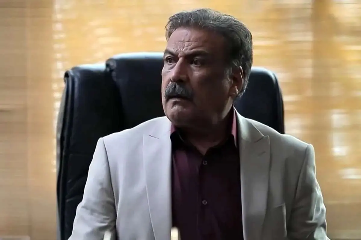 «امید ثروتیان» 8 سال بعد سریال آنام در حال پیاده روی در تهران 