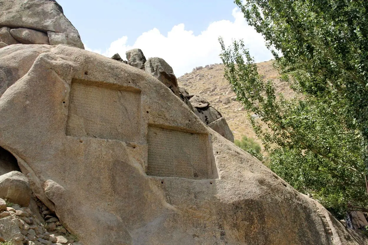 ماجرای سرقت در پارکینگ گنج‌نامه