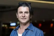 عکس‌العمل احساسی امین حیایی در مواجهه با رضا کیانیان