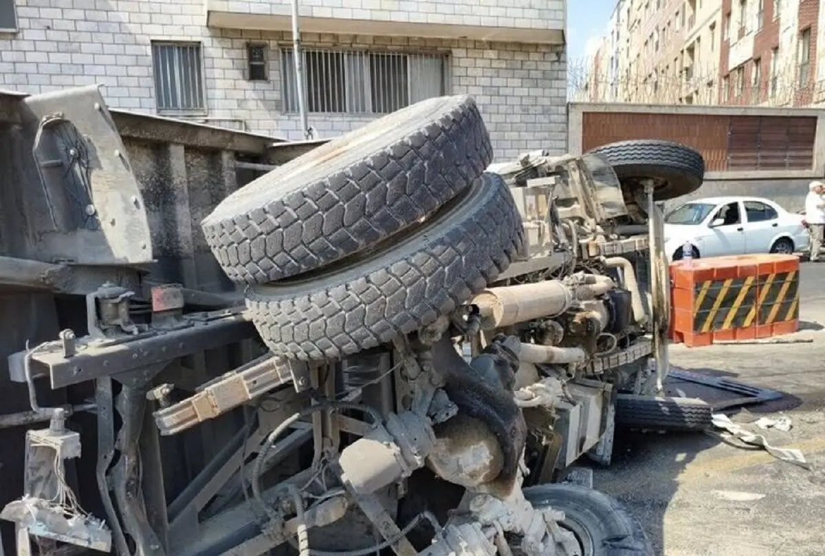 جان‌باختن روزانه ۵۰ نفر در تصادفات جاده‌ای در شهریورماه