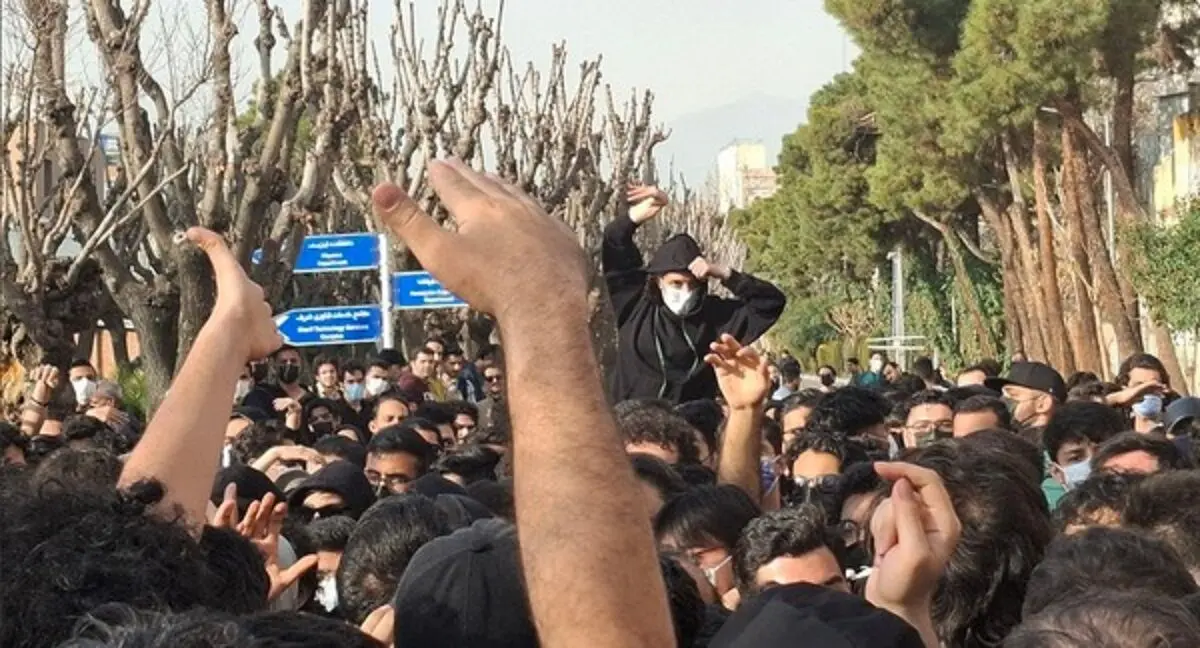 اخراج ۶ نفر از دانشگاه شریف به علت ناآرامی‌های اسفندماه