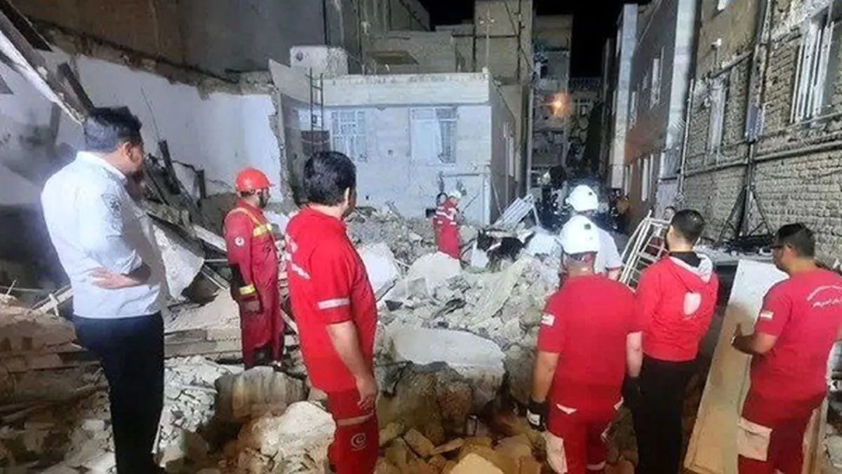 انفجار یک ساختمان مسکونی در ملارد؛ ٨ مصدوم
