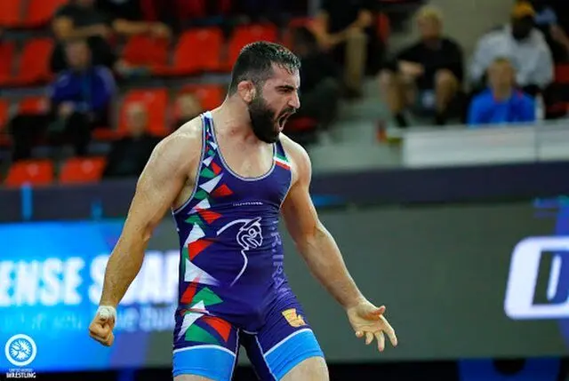 مبارزه دشوار حسن یزدانی در فینال مقابل نفر سوم جهان

