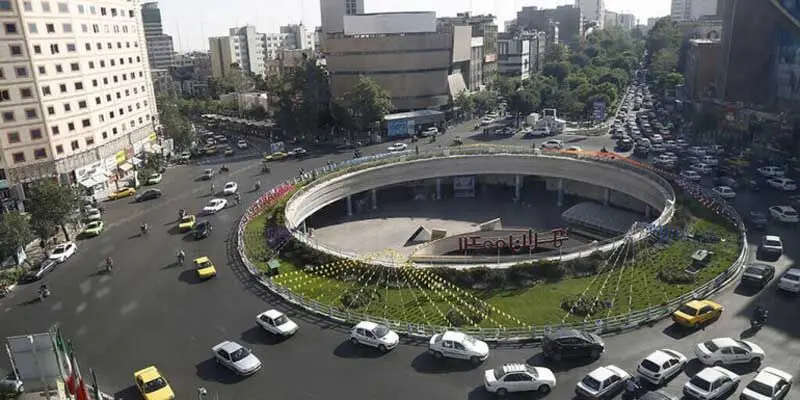  سال ۱۳۴۵، نمایی از میدان ولیعصر و بلوار کشاورز