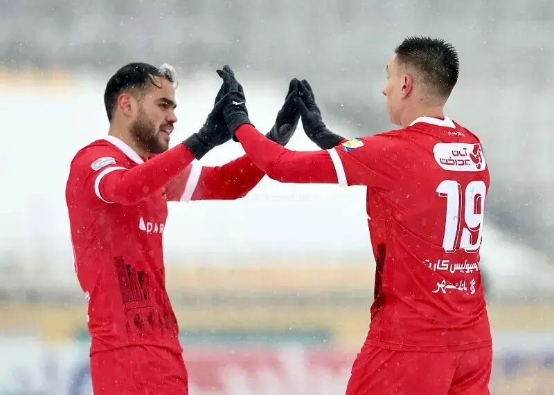 شوک به اوسمار؛ ستاره پرسپولیس بازی با خیبر را از دست داد