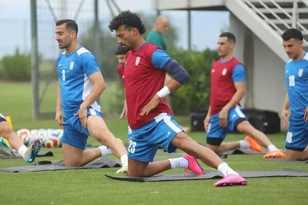 موضع سرمربی استقلال در قبال رامین رضاییان

