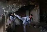  تمرین تکواندو در میان ویرانه‌ها