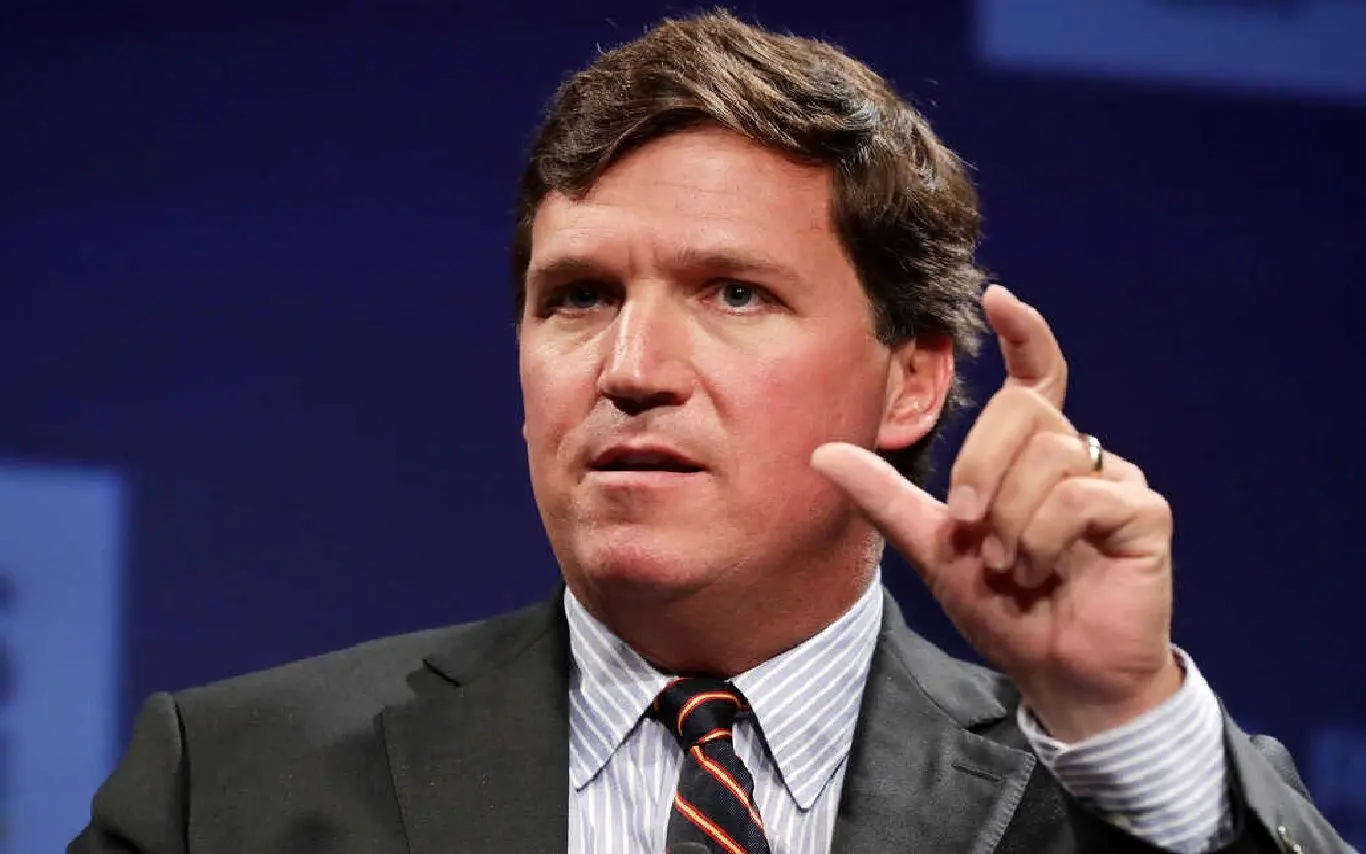 تاکر کارلسون: ما با حکومت‌های دینی وارد جنگ نمی‌شویم
