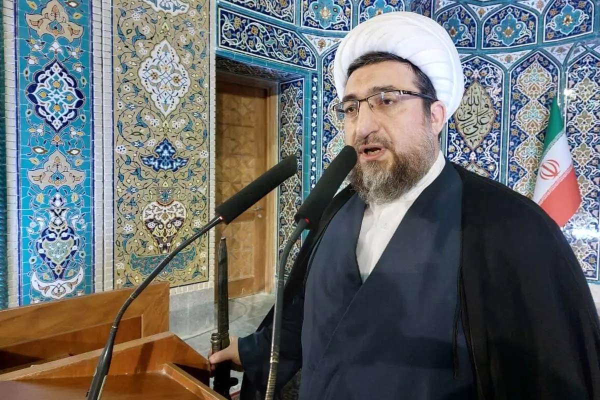 اظهار نظر امام جمعه تبریز درباره مکانیسم ماشه؛ ترسناک نیست!
