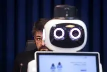 تصاویر؛ ربات وکیل قوه قضاییه