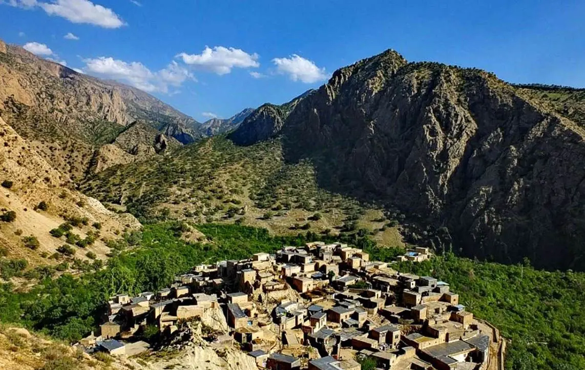 گردش مالی ۵ هزار میلیارد تومان؛ رونمایی از روستای لوکس در مرزهای جنوب ایران در آنتن زنده!