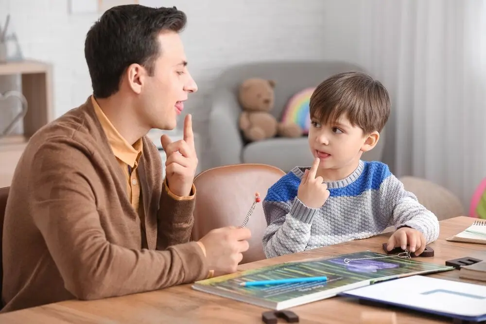 لکنت زبان ناگهانی کودک در شرایط جنگی